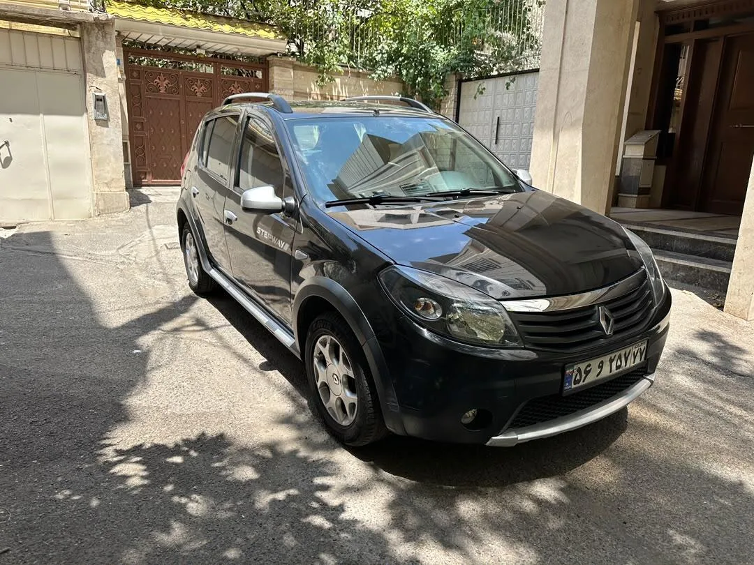 رنو  ساندرو استپ وی 4