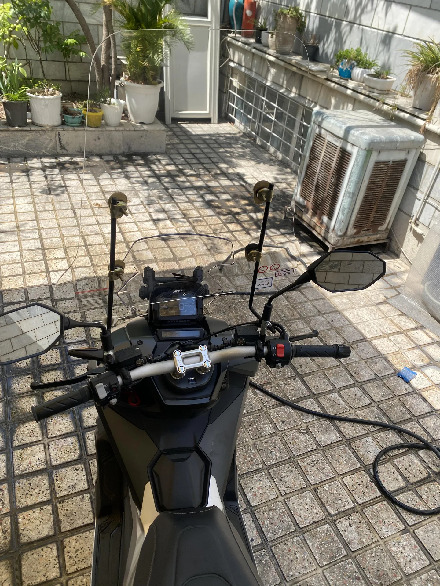 کویر موتور  AGV 150 4