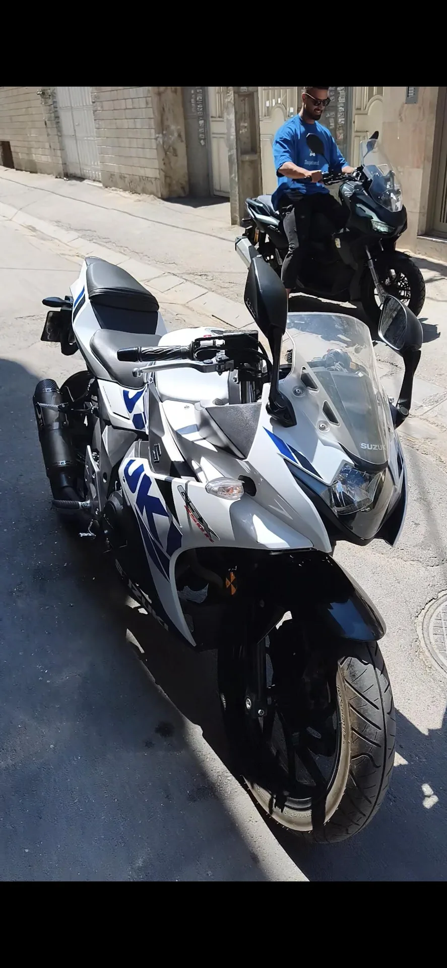 سوزوکی  GSX 250 R 2