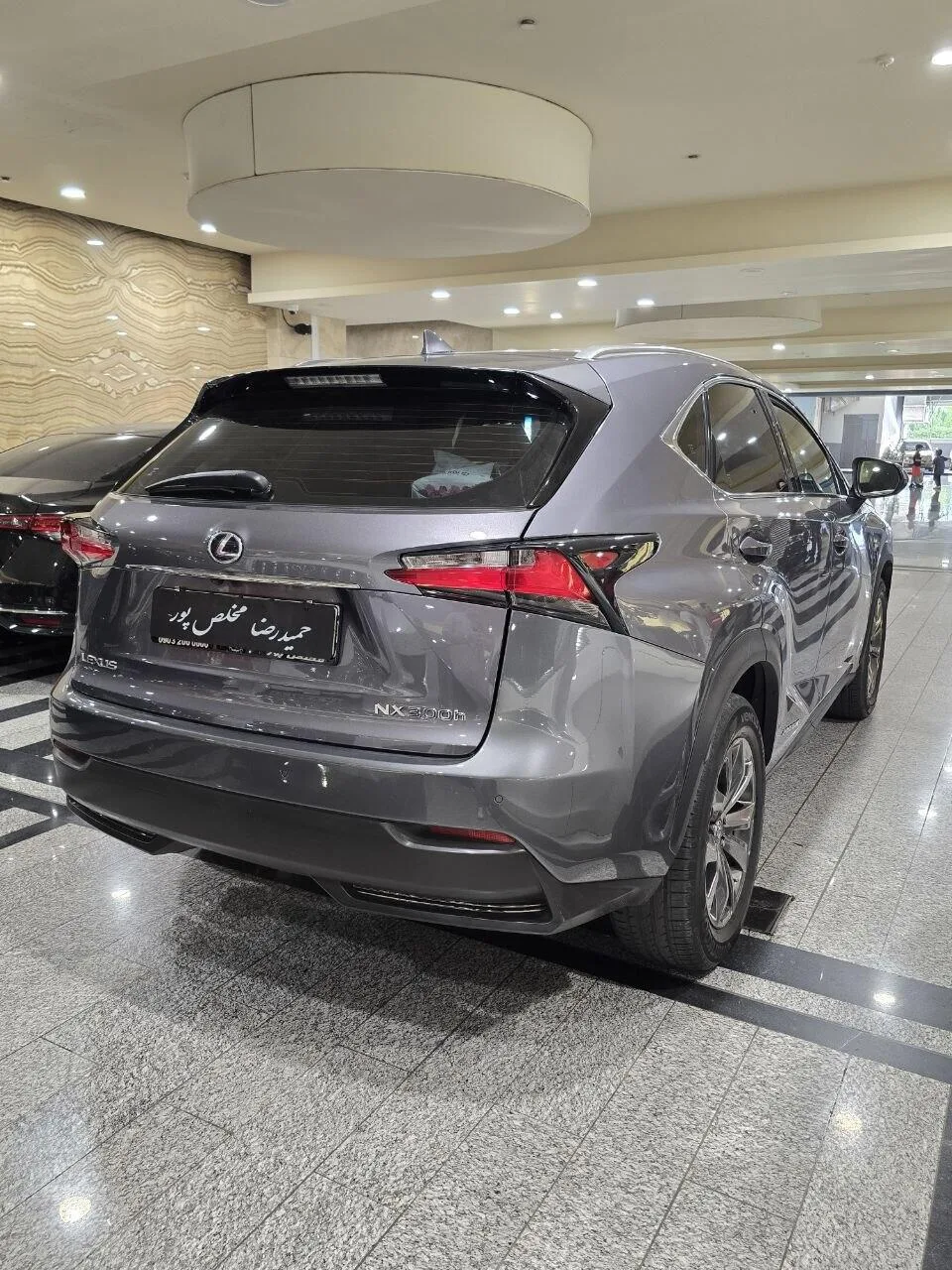 لکسوس  NX هیبرید 2