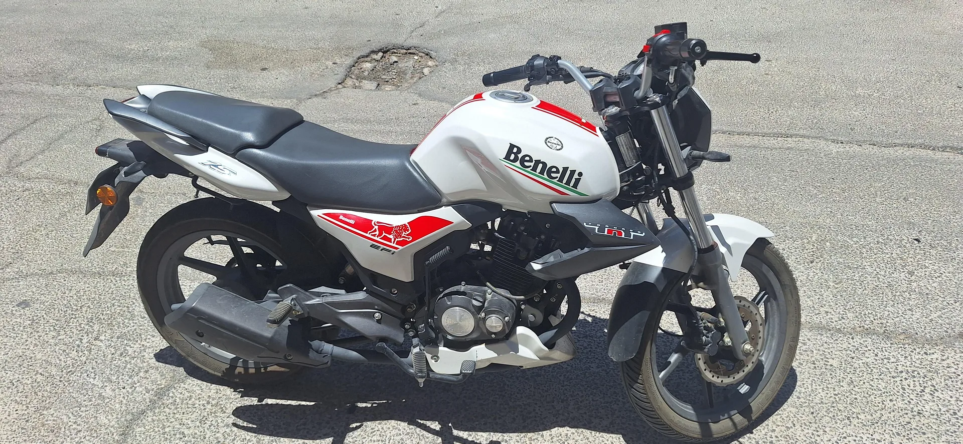 بنلی TNT 150