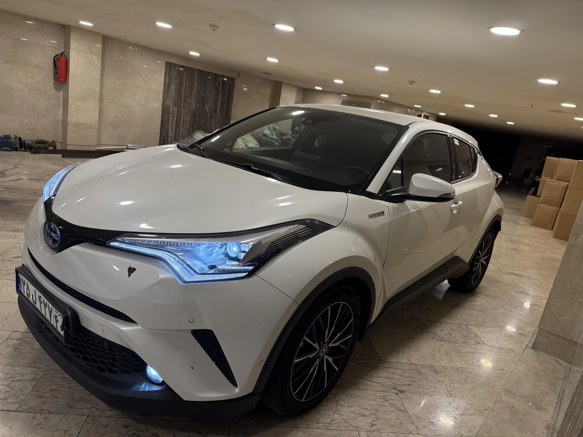 تویوتا  C-HR هیبرید 2