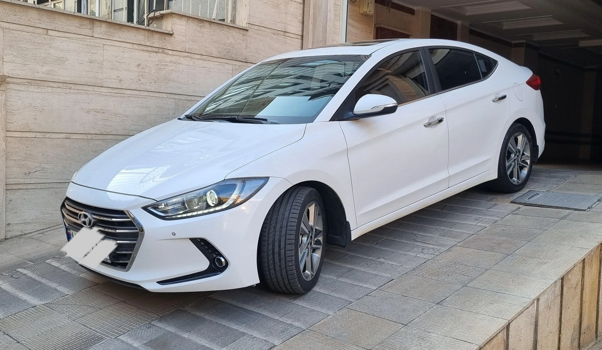 هیوندای  النترا 3