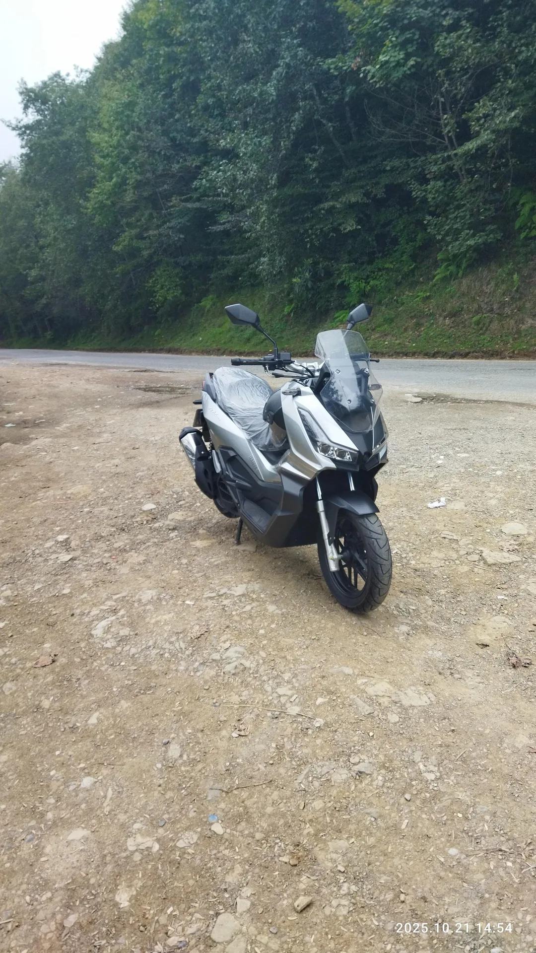 جهان همتا  همتاز ADV160
