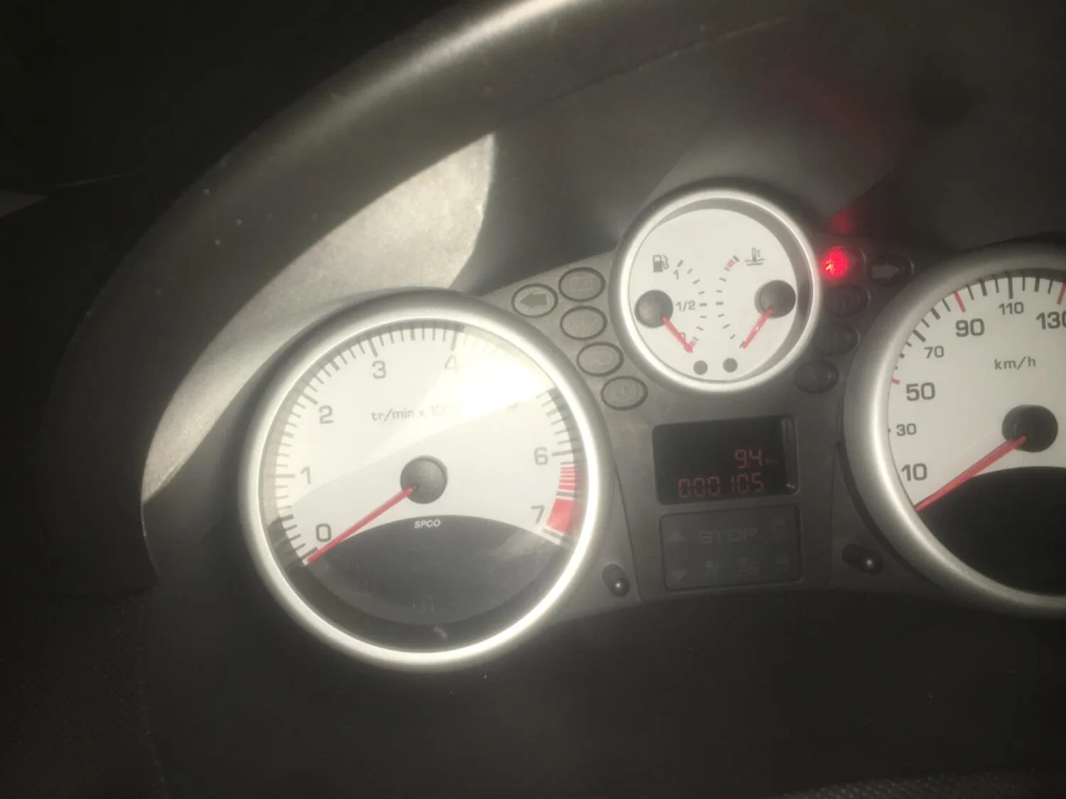پژو  207 2
