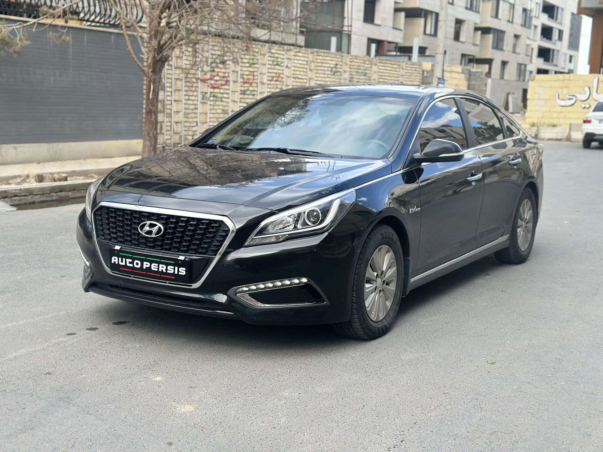 هیوندای  سوناتا هیبرید 2