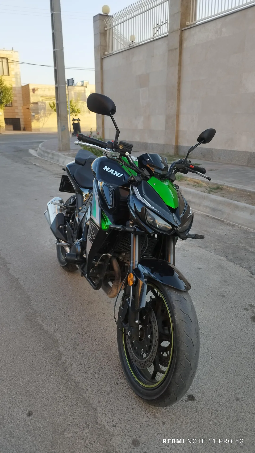 کاوازاکی  Z1000 2