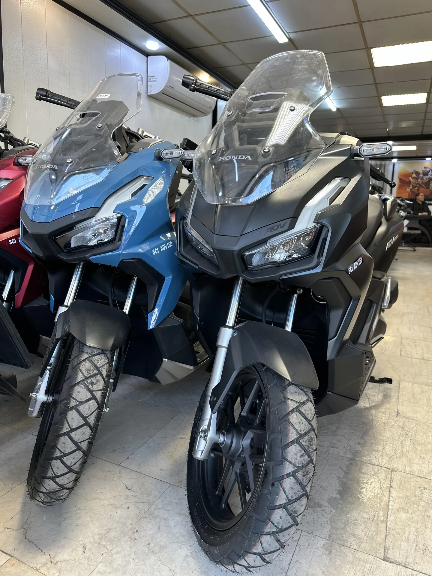 هوندا  ADV 160 2