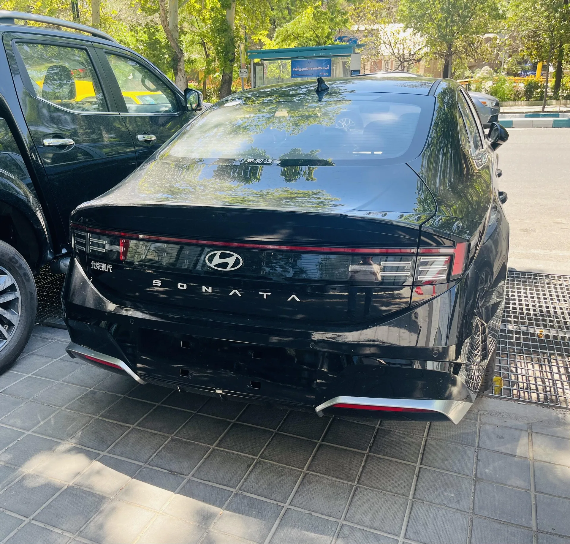 هیوندای  سوناتا 2