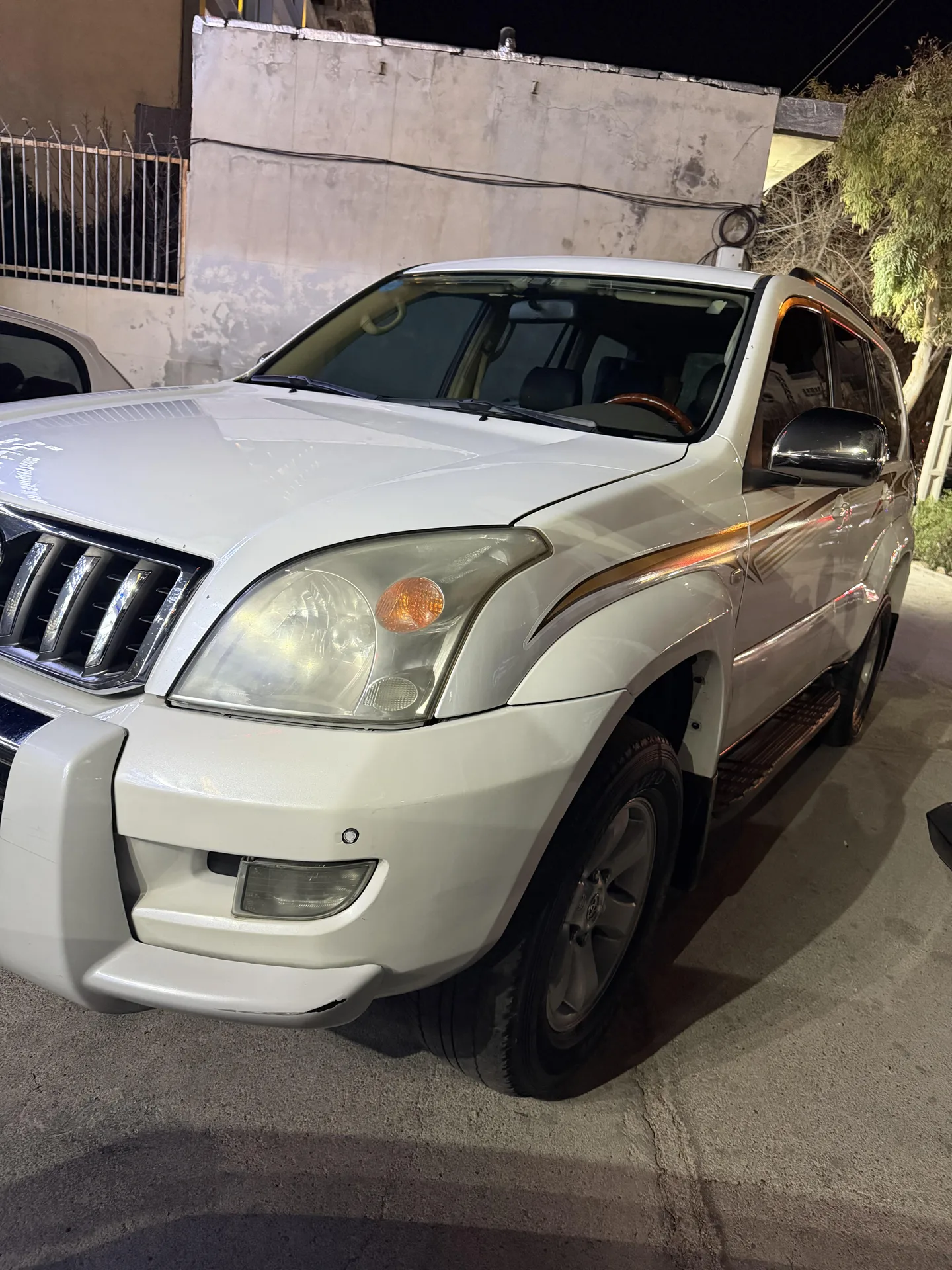 تویوتا  پرادو  چهار در 3