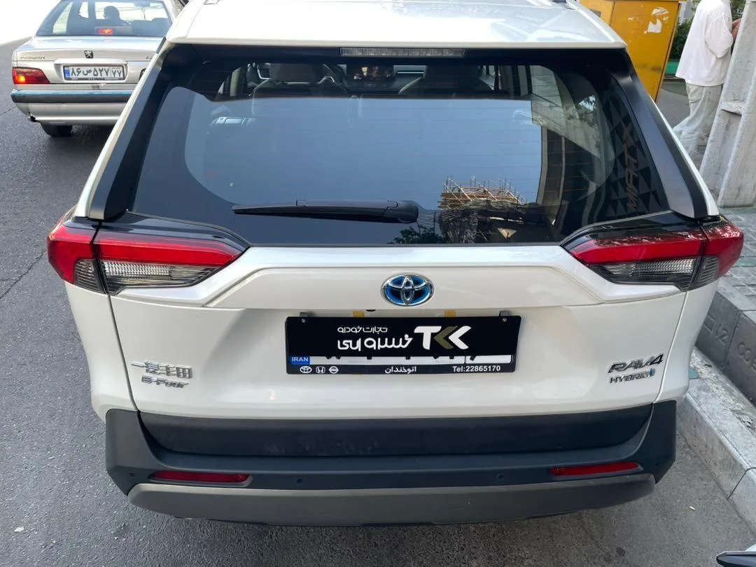 تویوتا  راوفور هیبرید 5