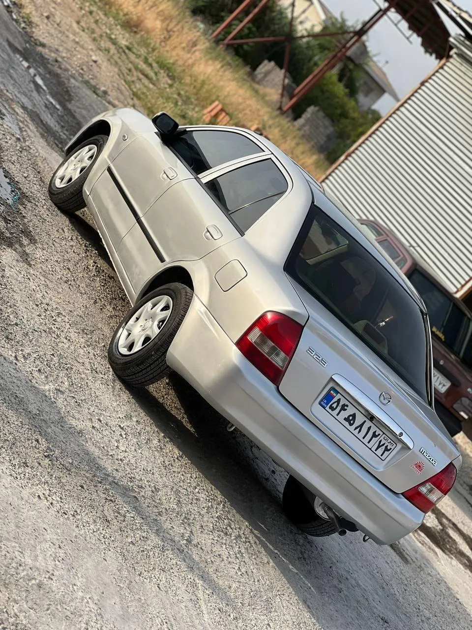مزدا  323 2