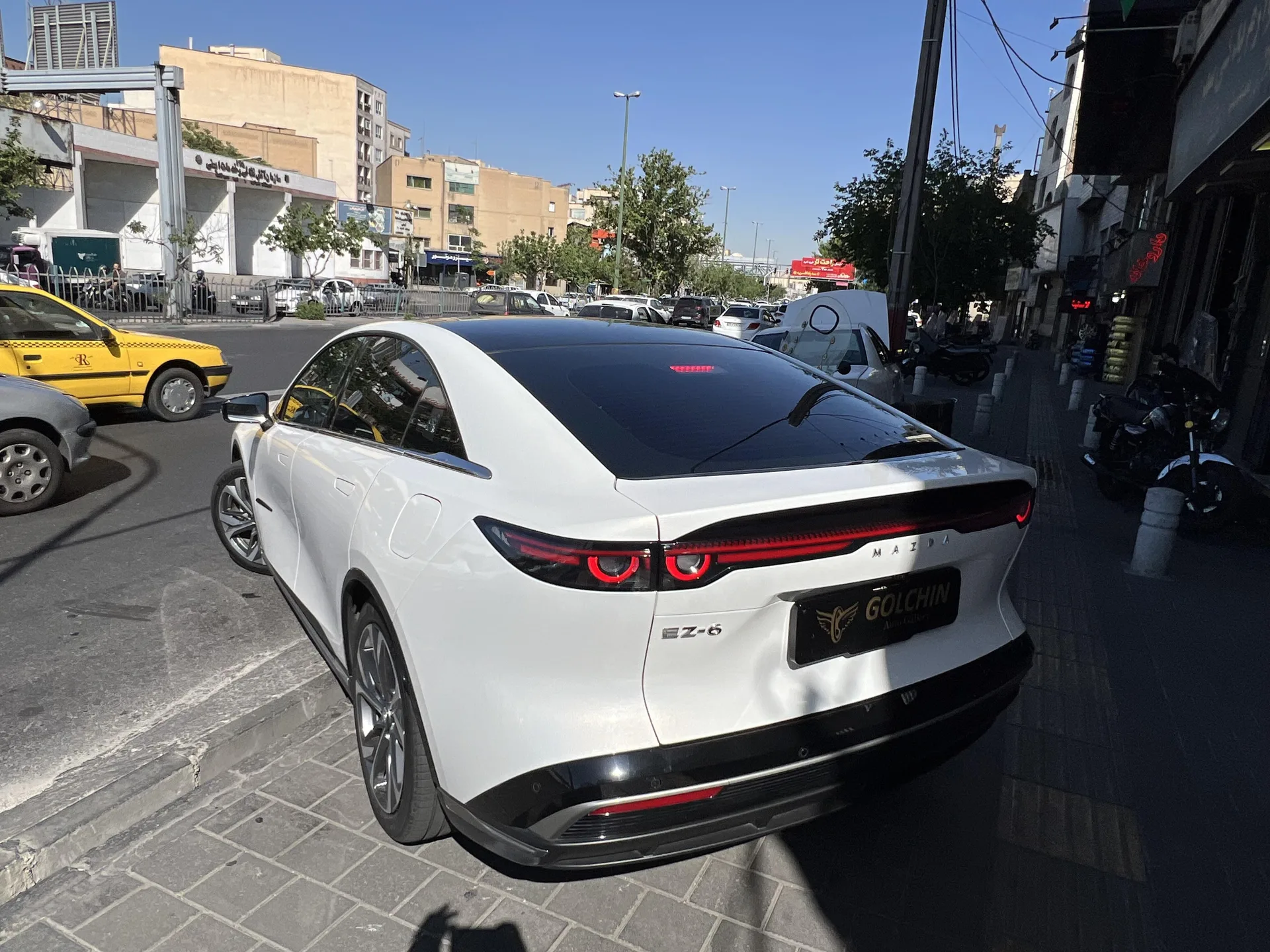 مزدا  EZ6 13