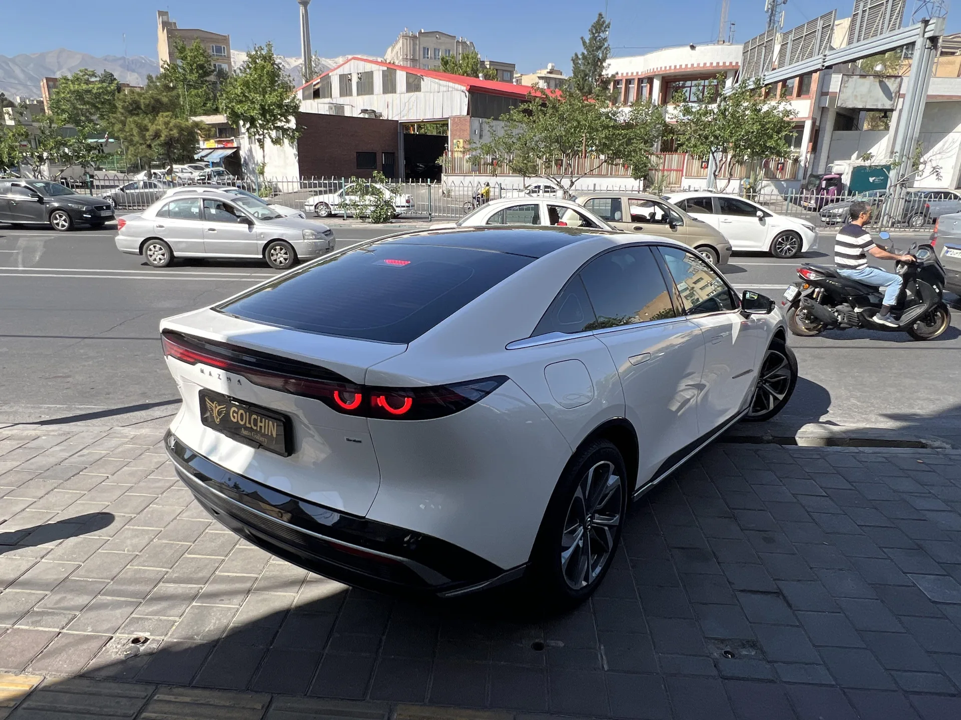 مزدا  EZ6 17