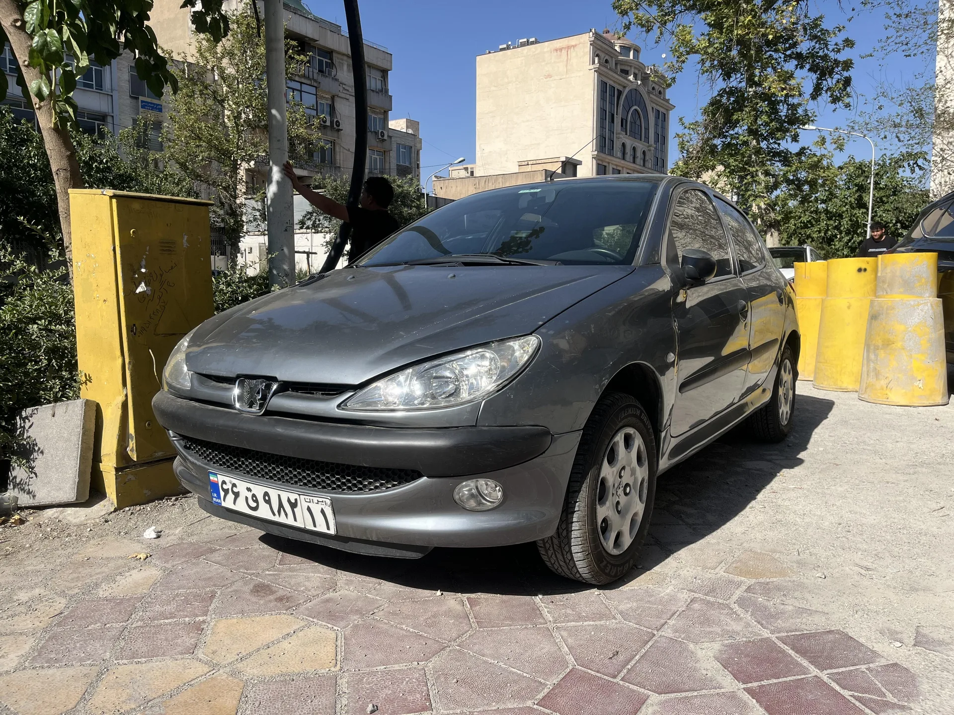 پژو 206