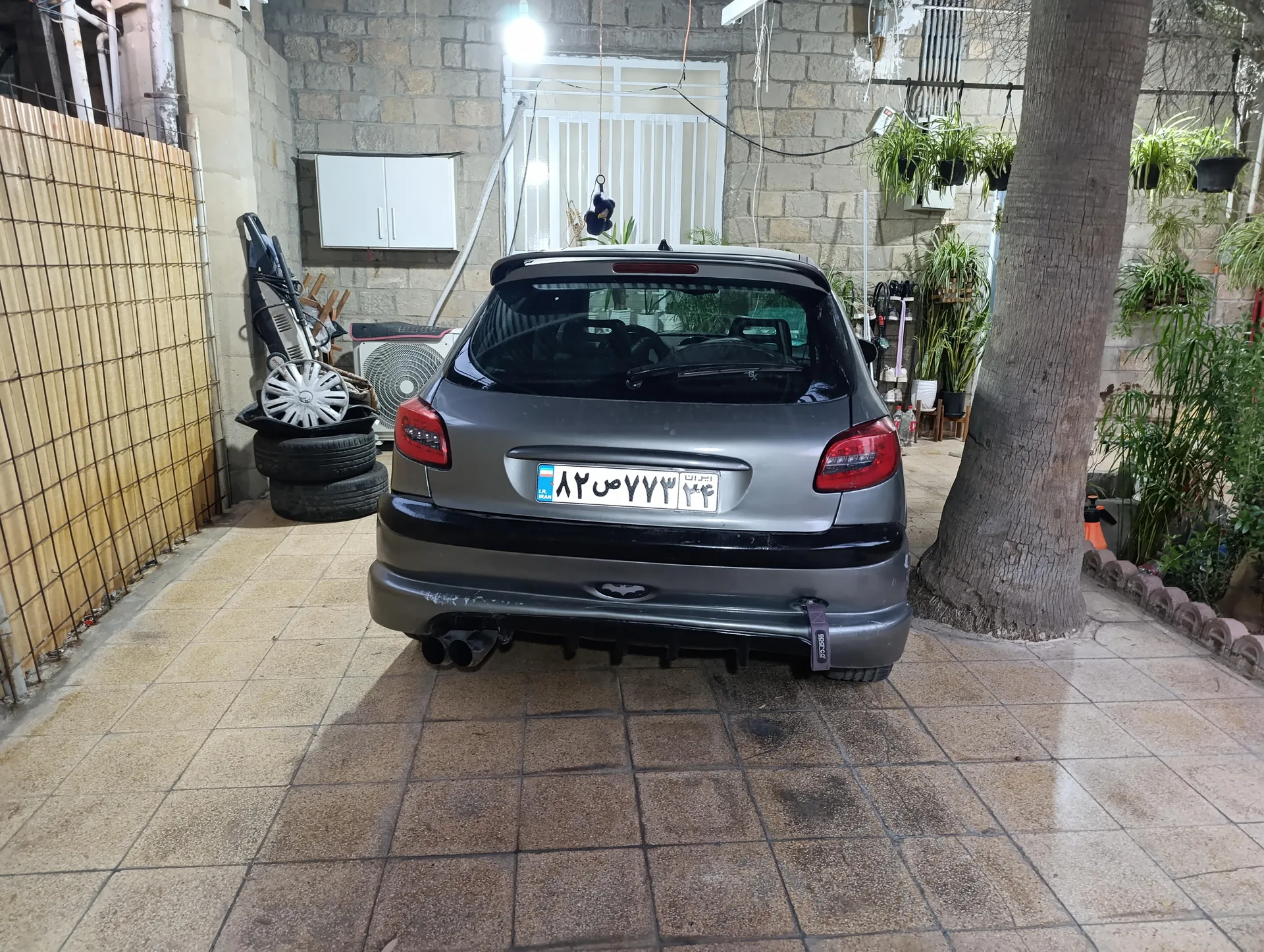 پژو 206