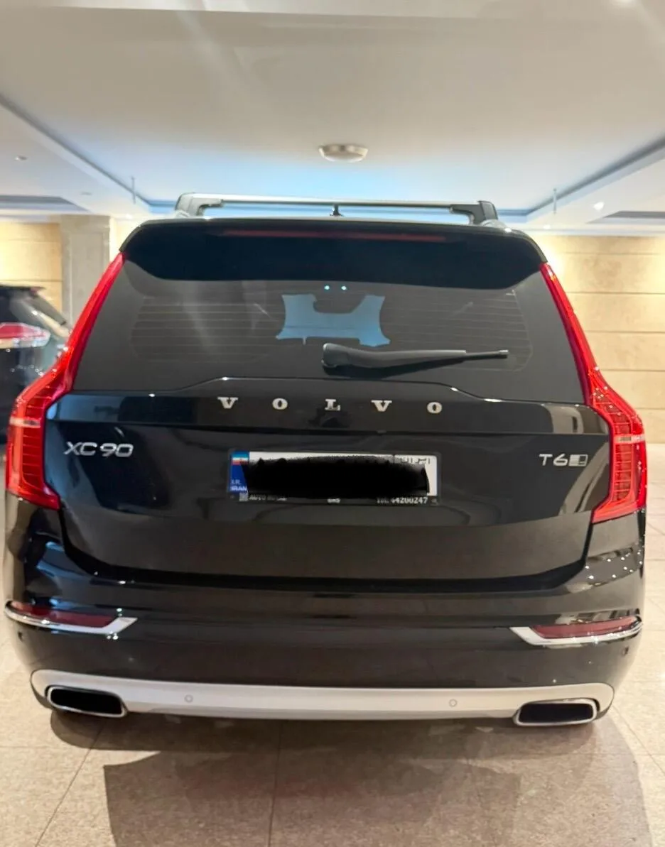 ولوو  XC90 5