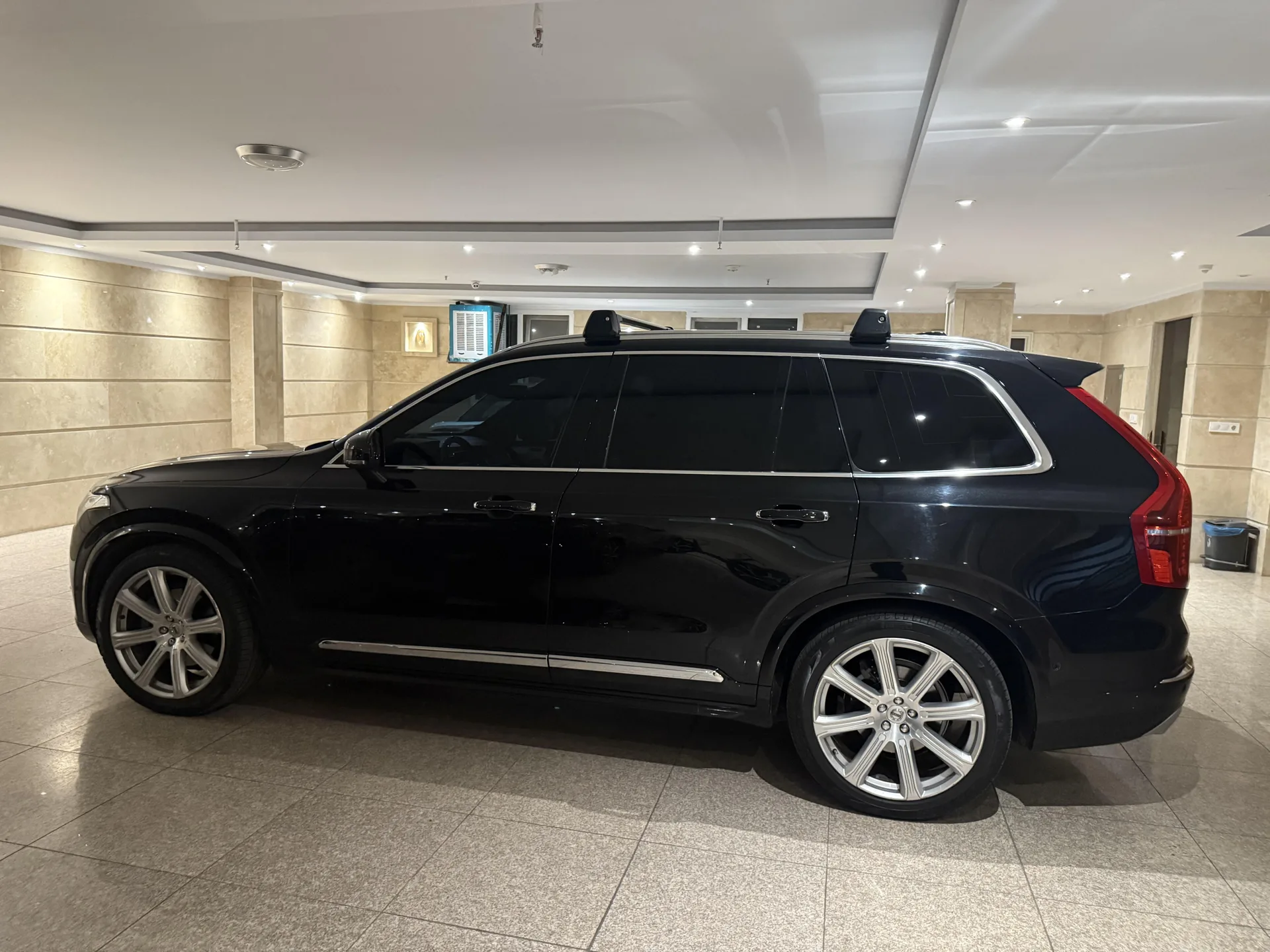 ولوو  XC90 6