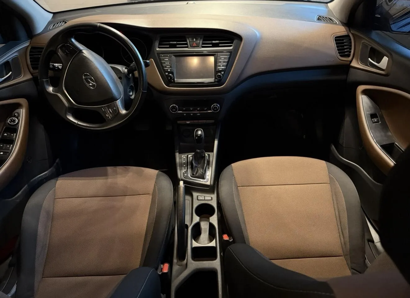 هیوندای  i20 (مونتاژ) 9
