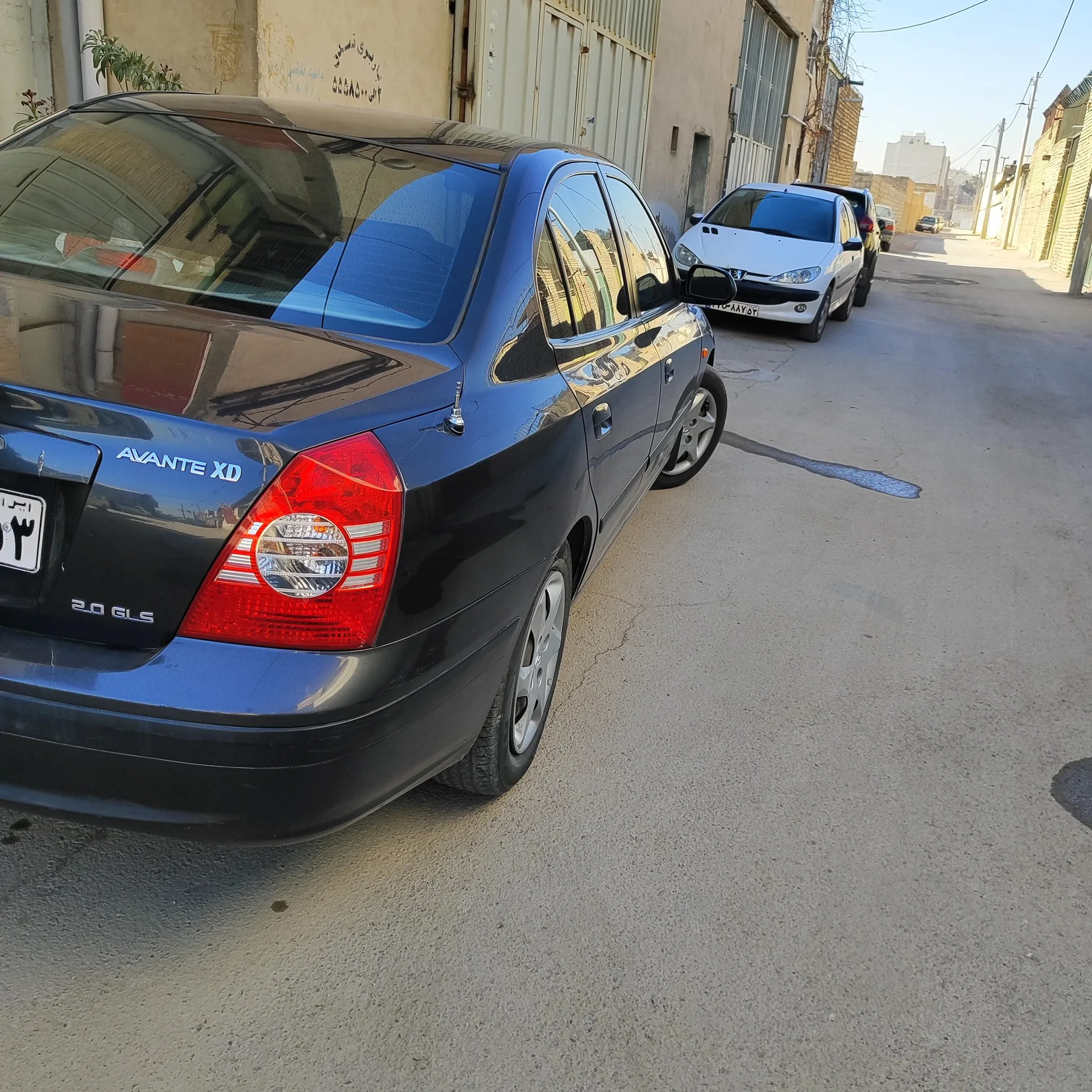 هیوندای  آوانته 2
