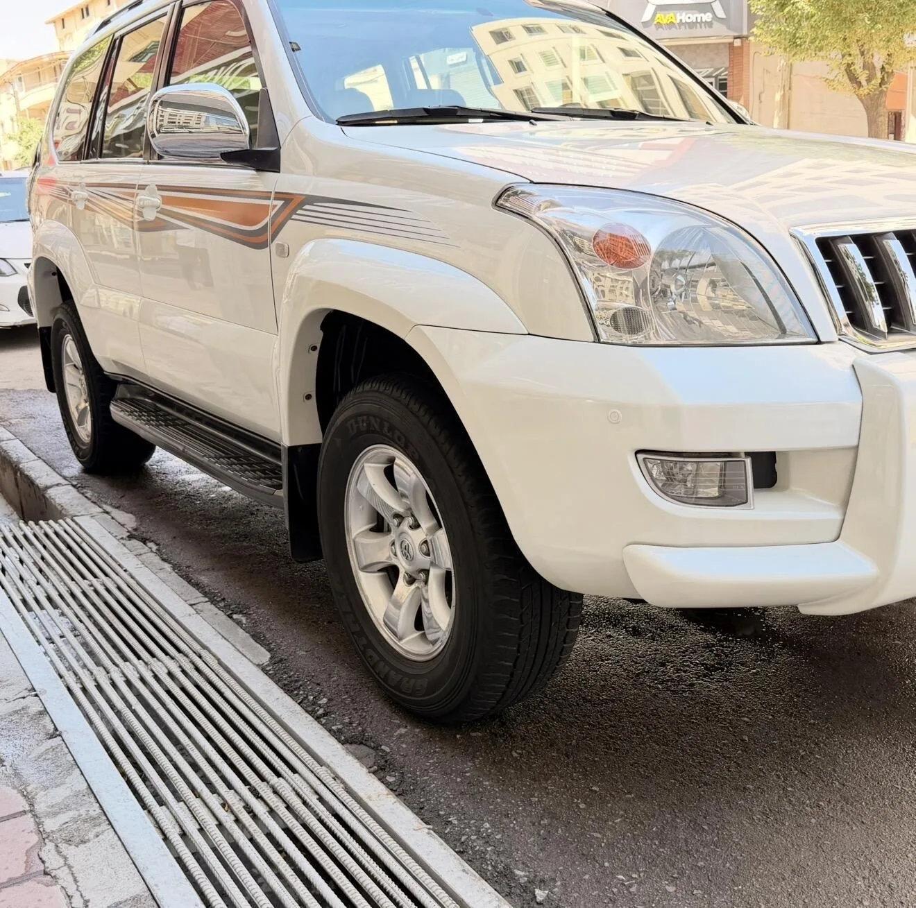 تویوتا  پرادو  چهار در 2