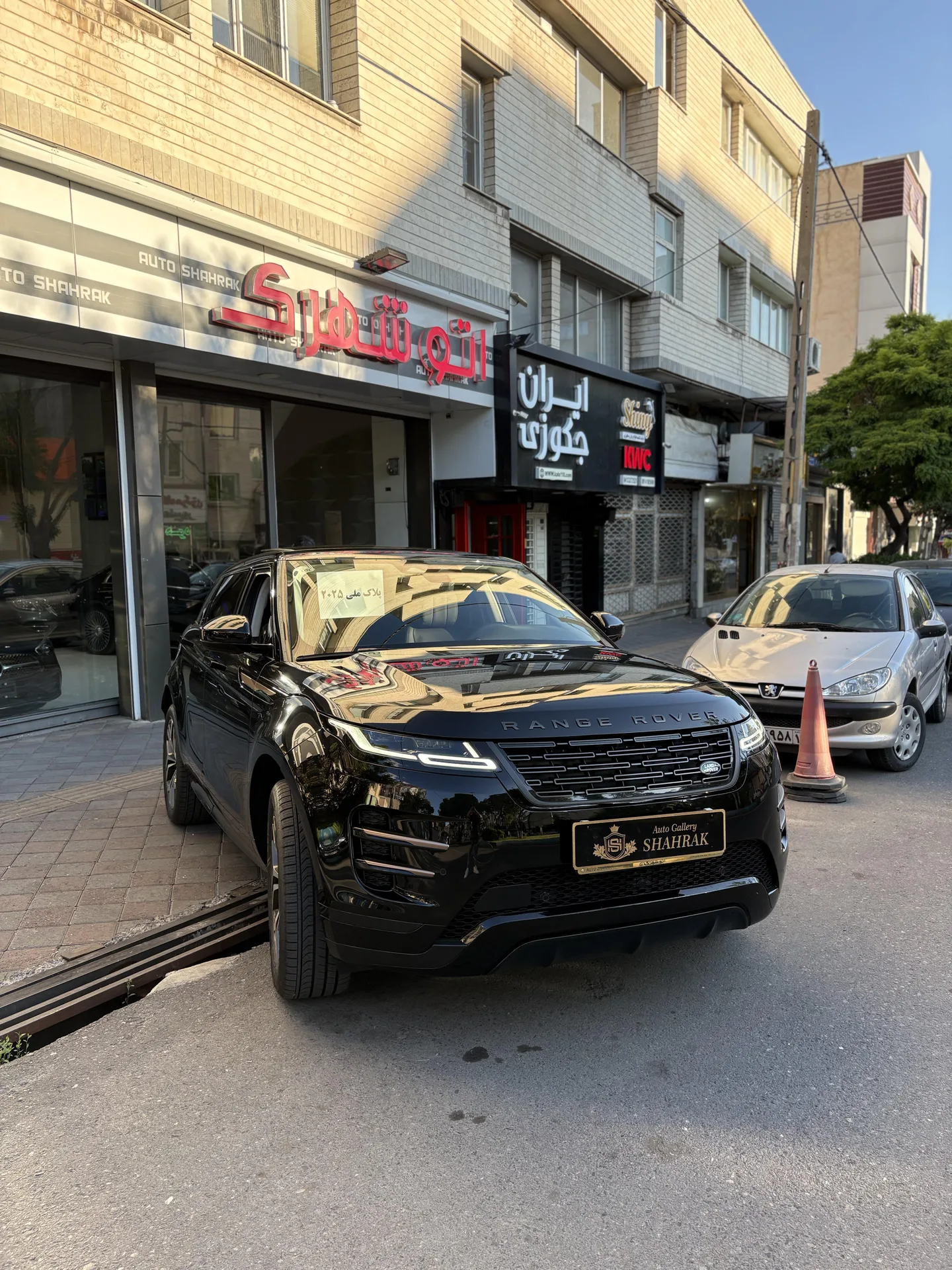 لندرور رنجرور ایووک L