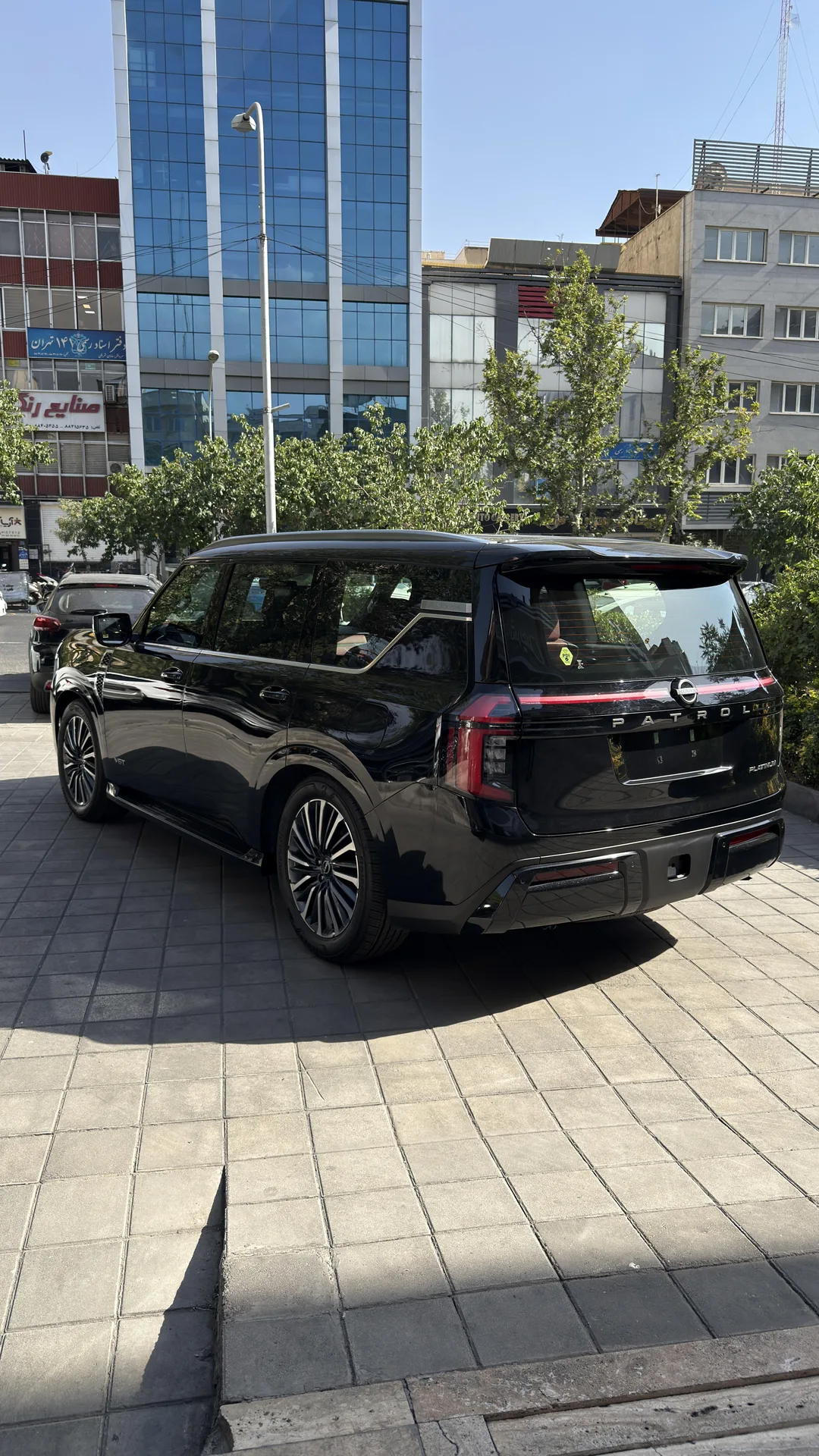 نیسان  پاترول (وارداتی) 2