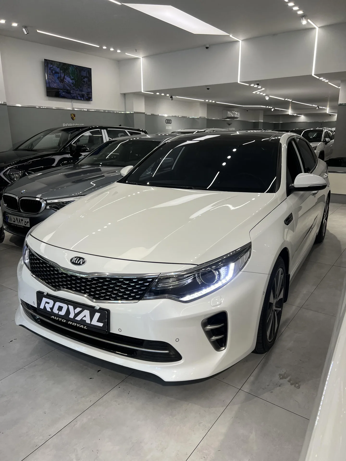 کیا  اپتیما 2