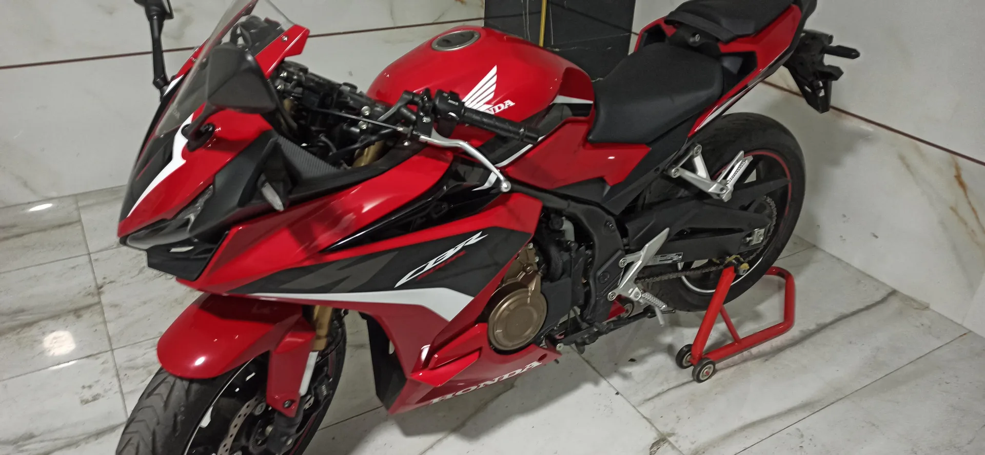 هوندا CBR 1000