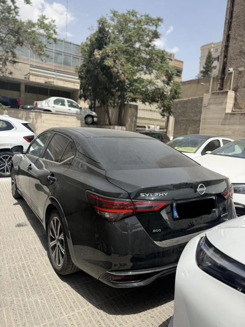 نیسان  سیلفی e-POWER 2
