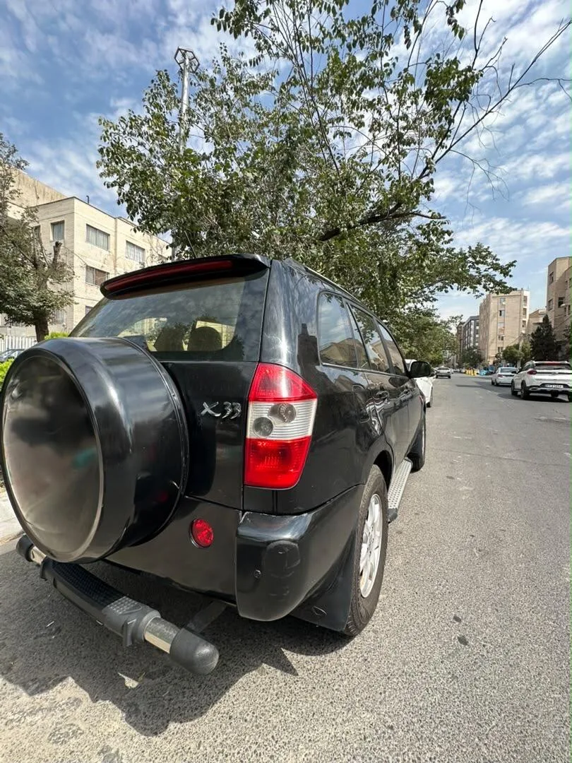 ام وی ام  X33 3