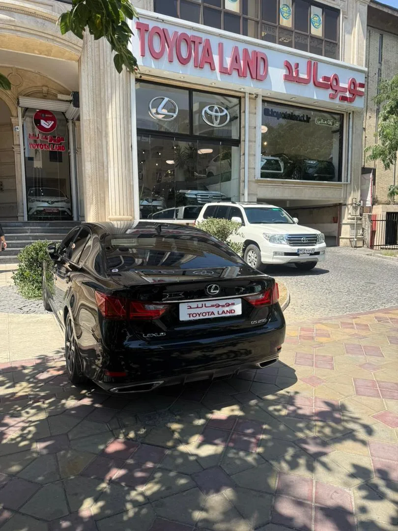 لکسوس  GS 2