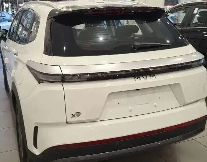 ام وی ام  X77 3