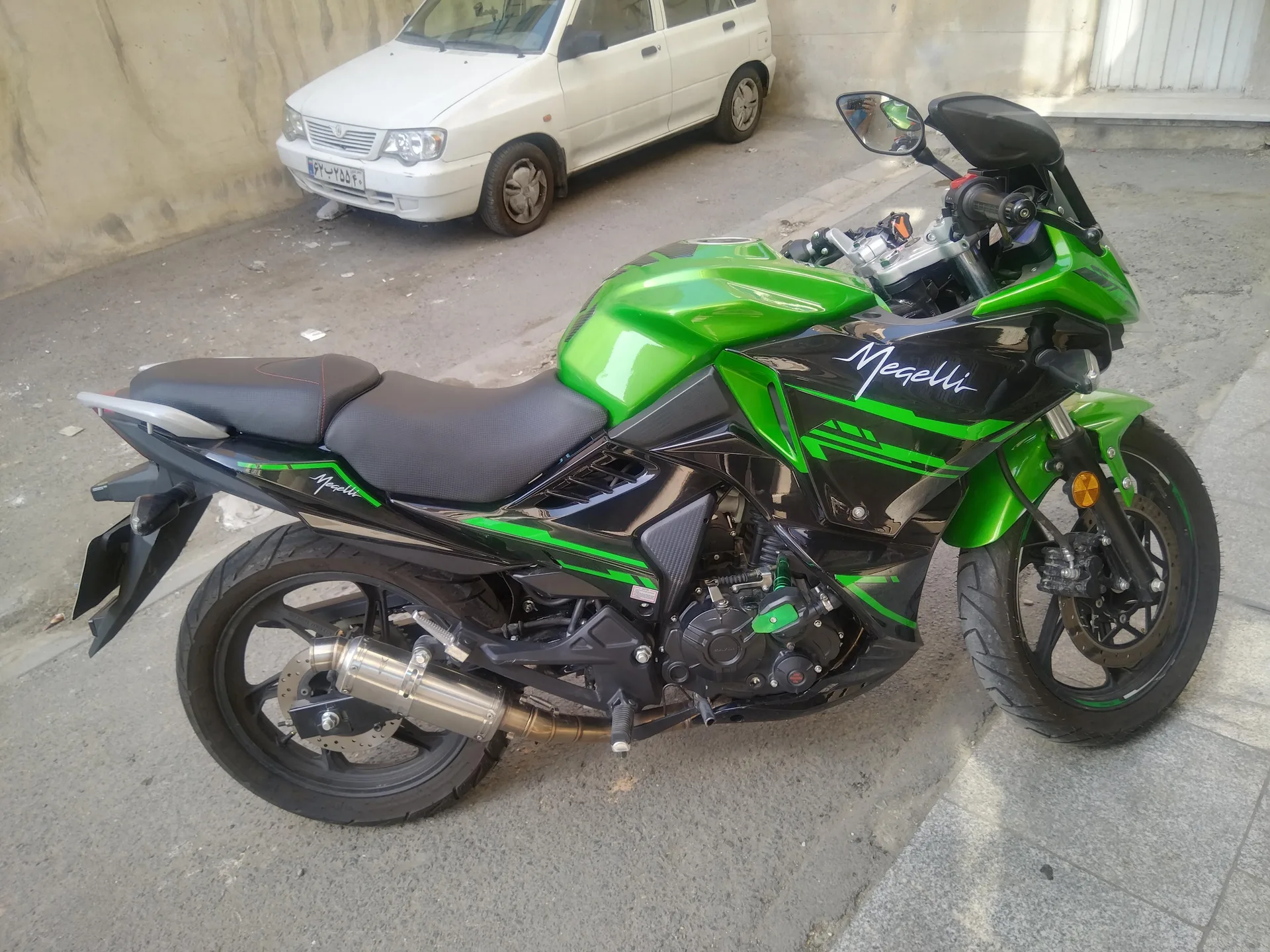 مگلی 200R