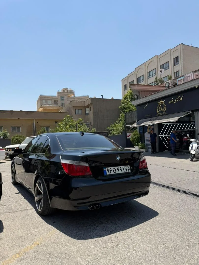 ب ام و  سری 5 سدان 2
