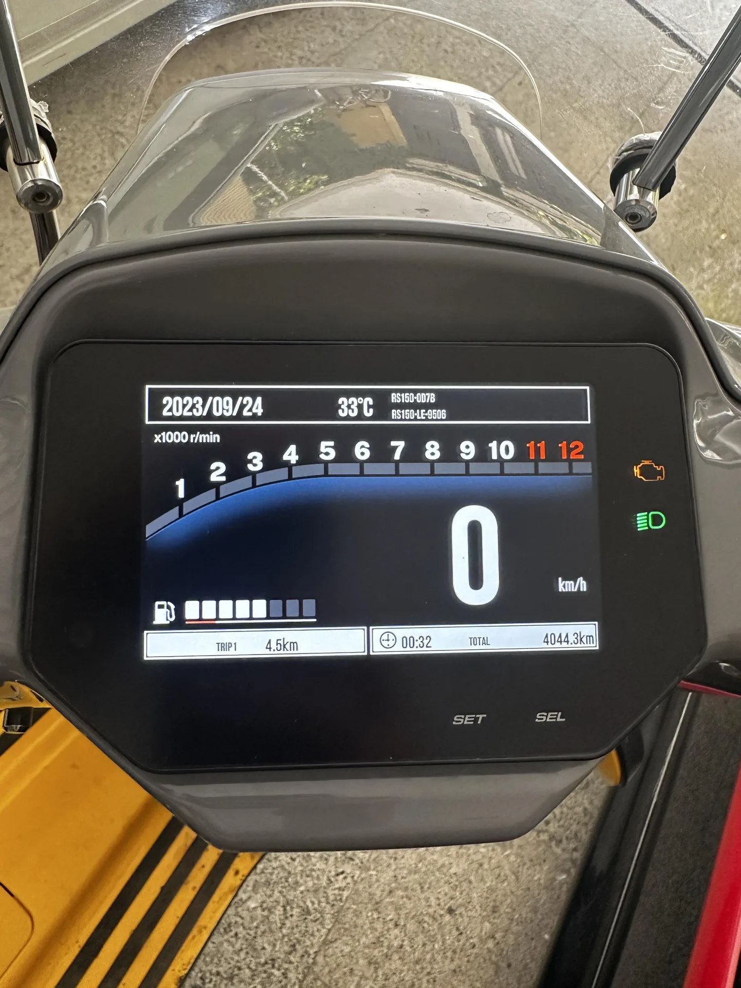 جهان همتا  همتاز RS150 3
