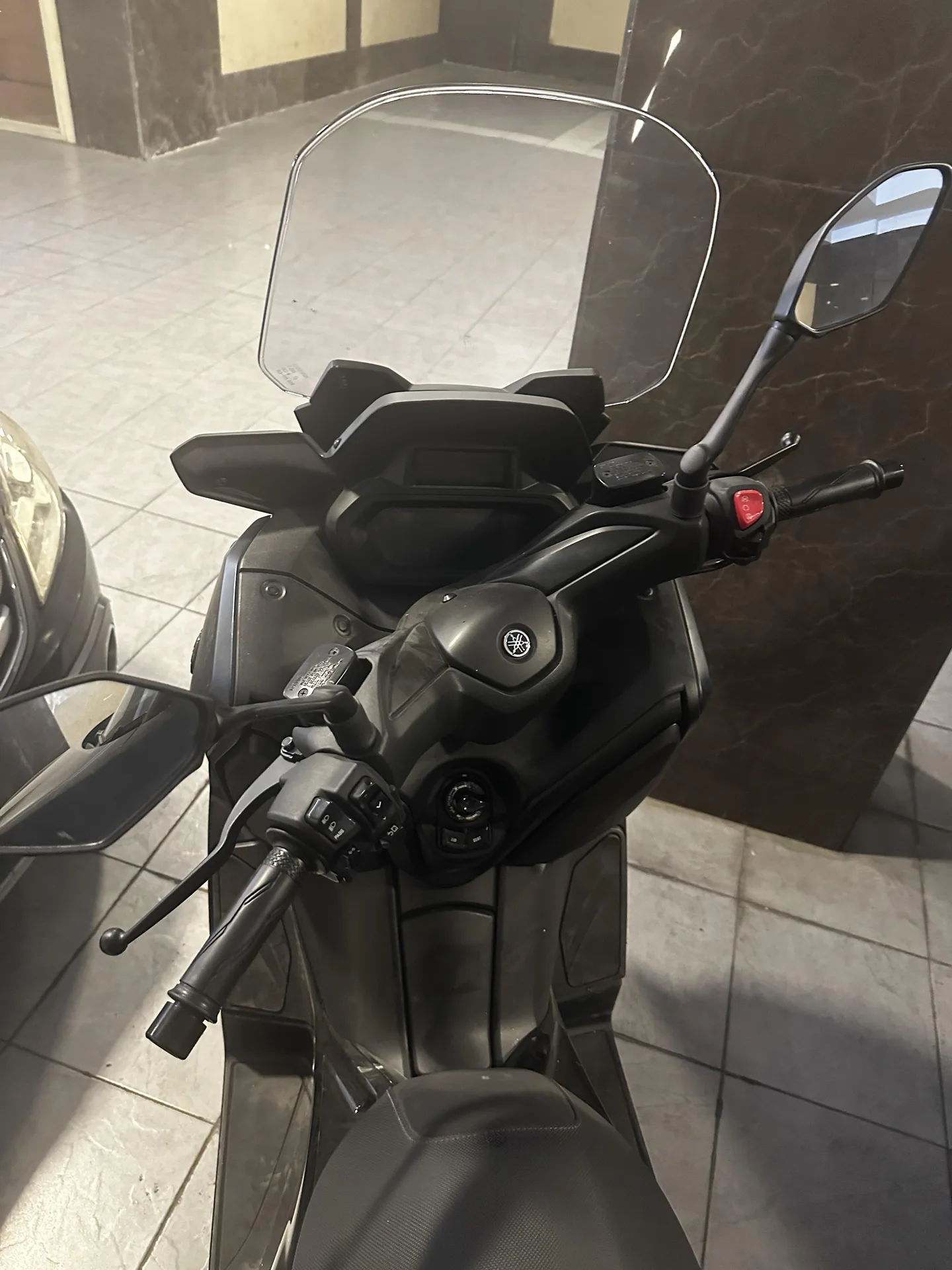 یاماها  XMAX 250 3