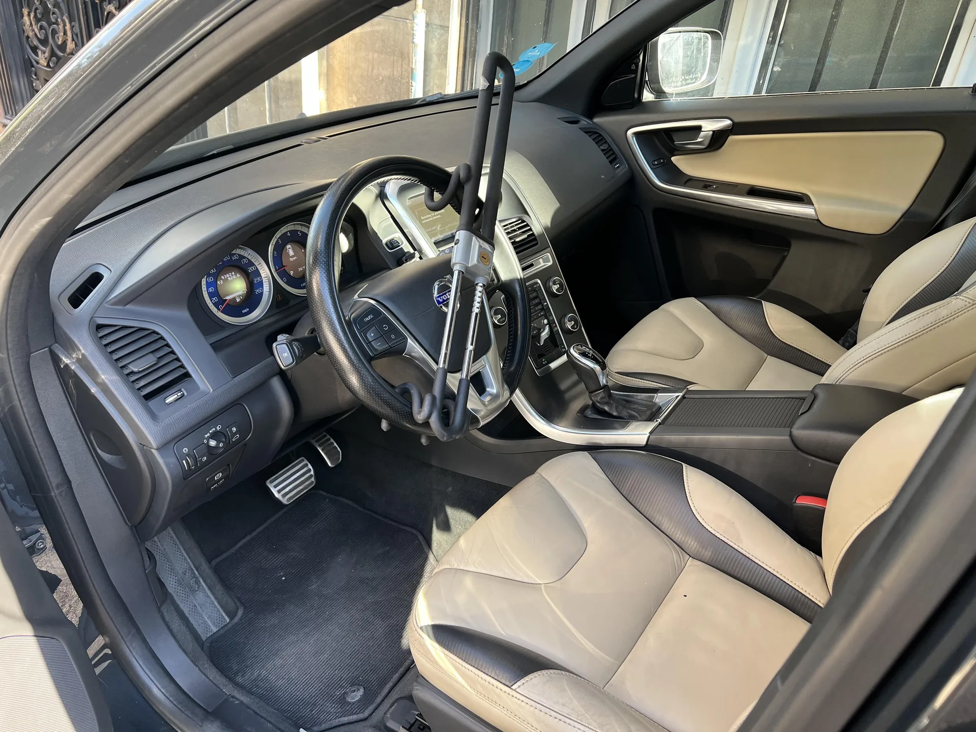 ولوو  XC60 2