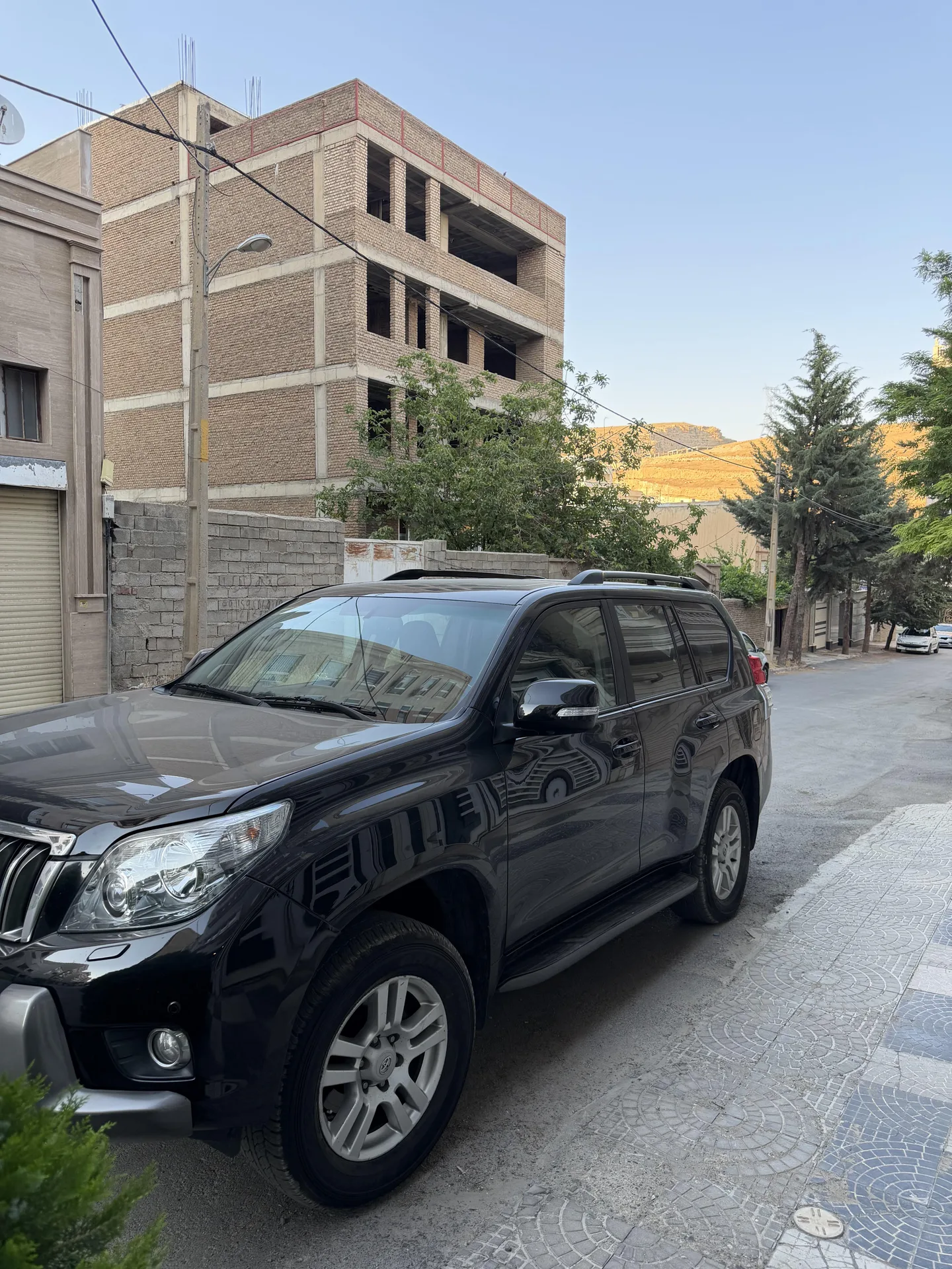 تویوتا پرادو چهار در