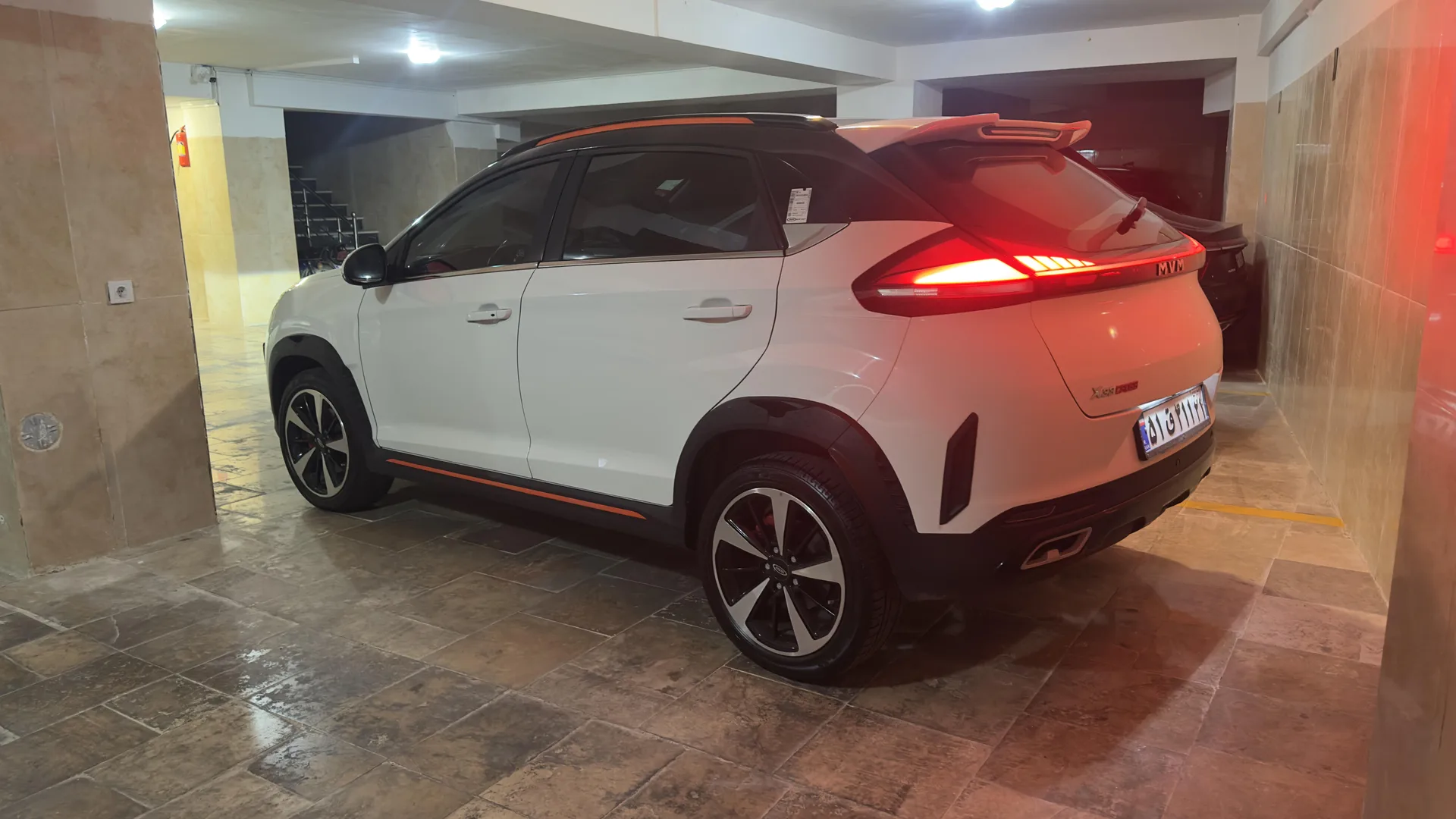 ام وی ام  X33 کراس 2