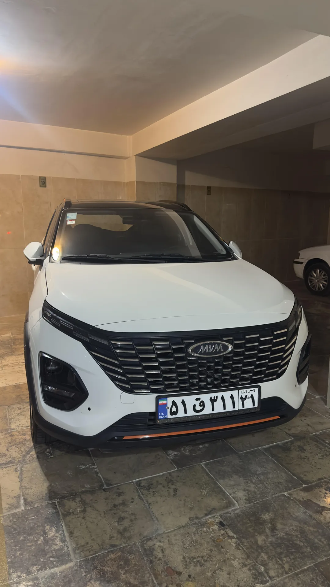 ام وی ام  X33 کراس 4