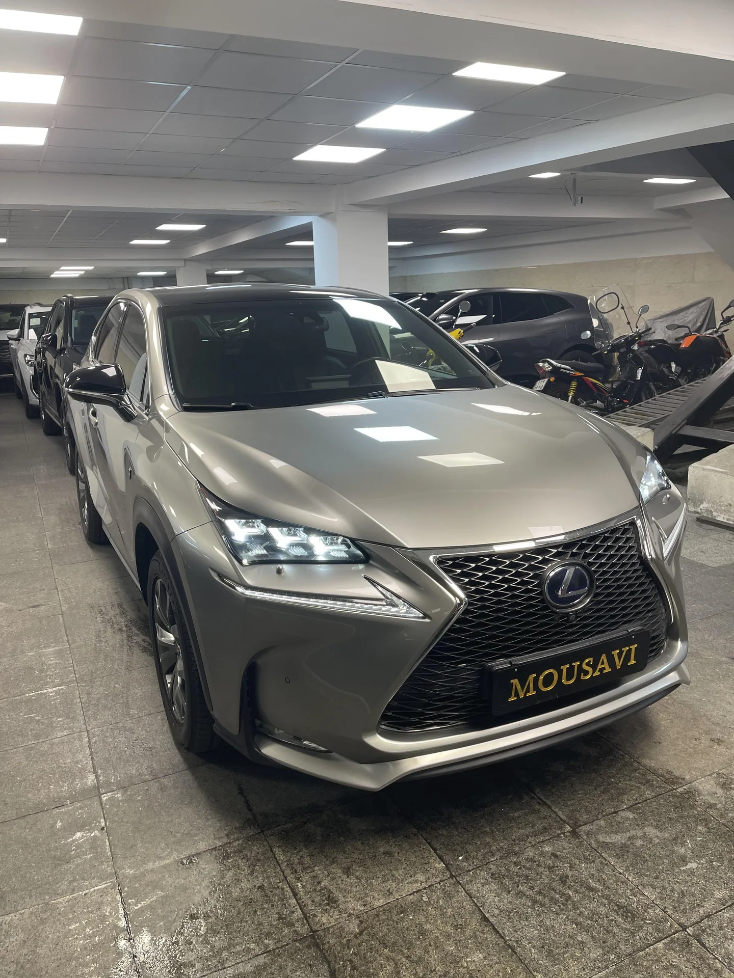 لکسوس  NX هیبرید 3