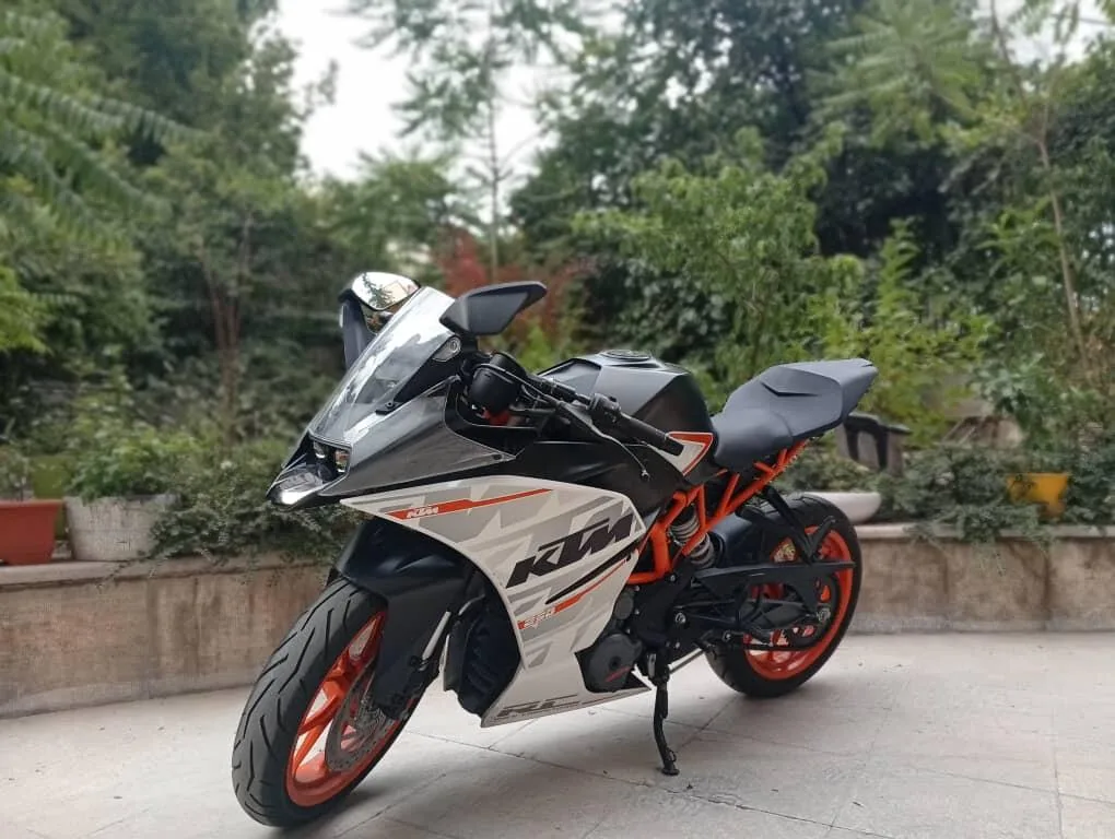کی تی ام RC 250