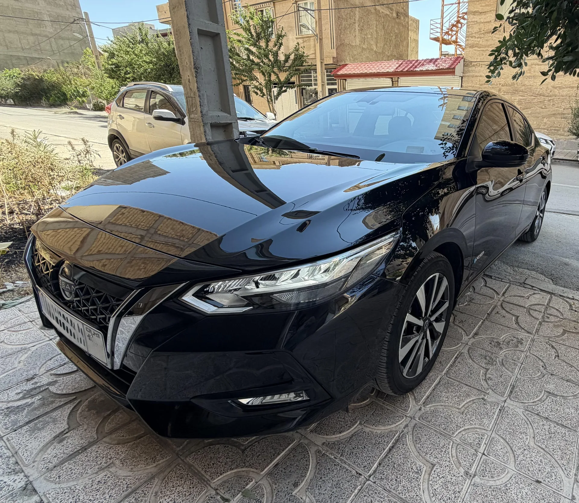 نیسان  سیلفی e-POWER 3