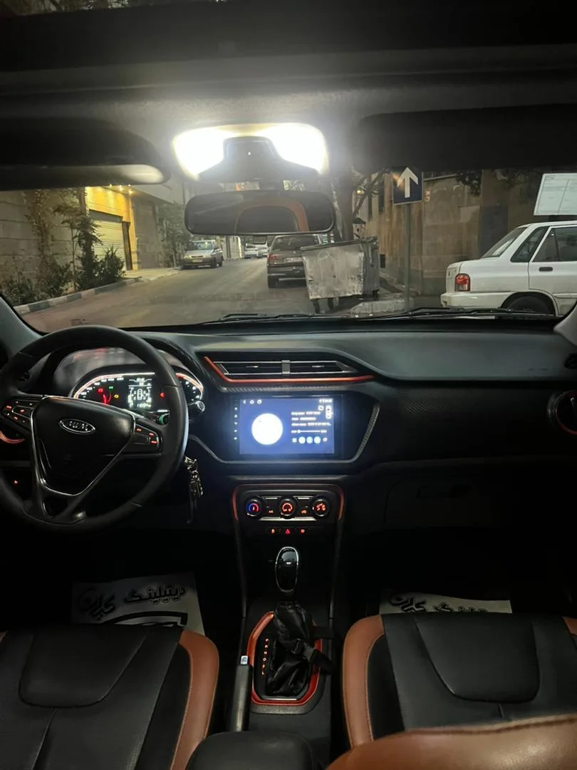 ام وی ام  X22 4