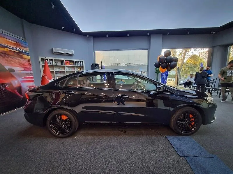 فونیکس  آریزو 6 جی تی (Z6 GT) 4