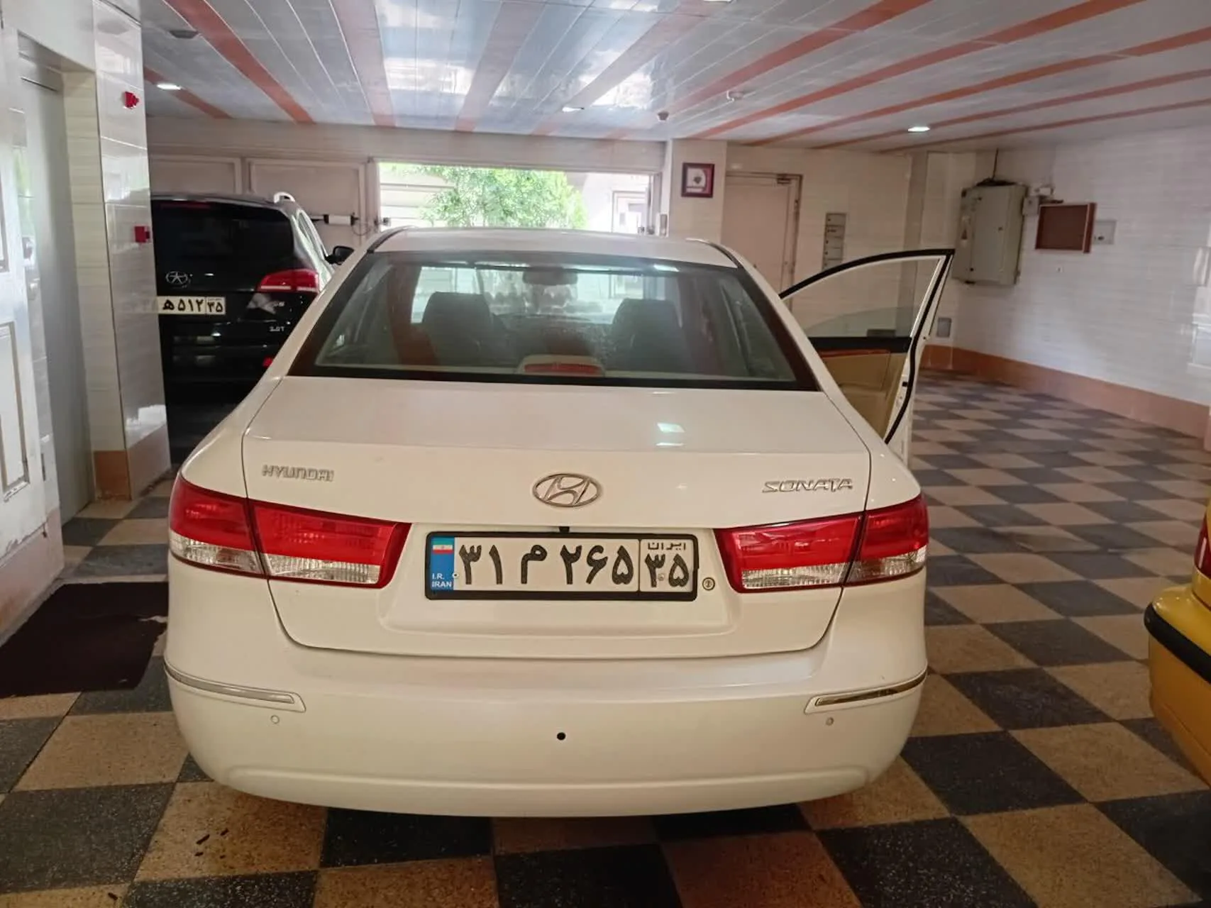 هیوندای  سوناتا 2