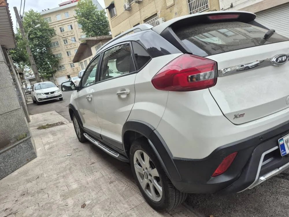 ام وی ام  X22 2