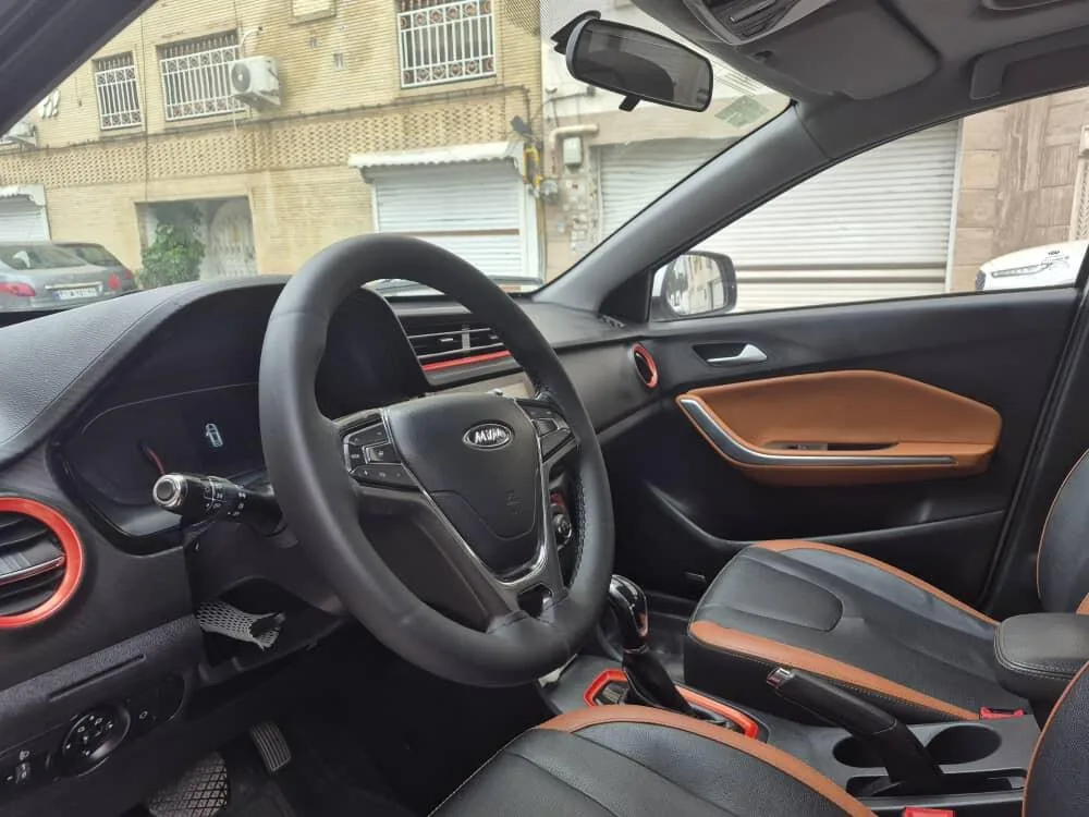 ام وی ام  X22 4