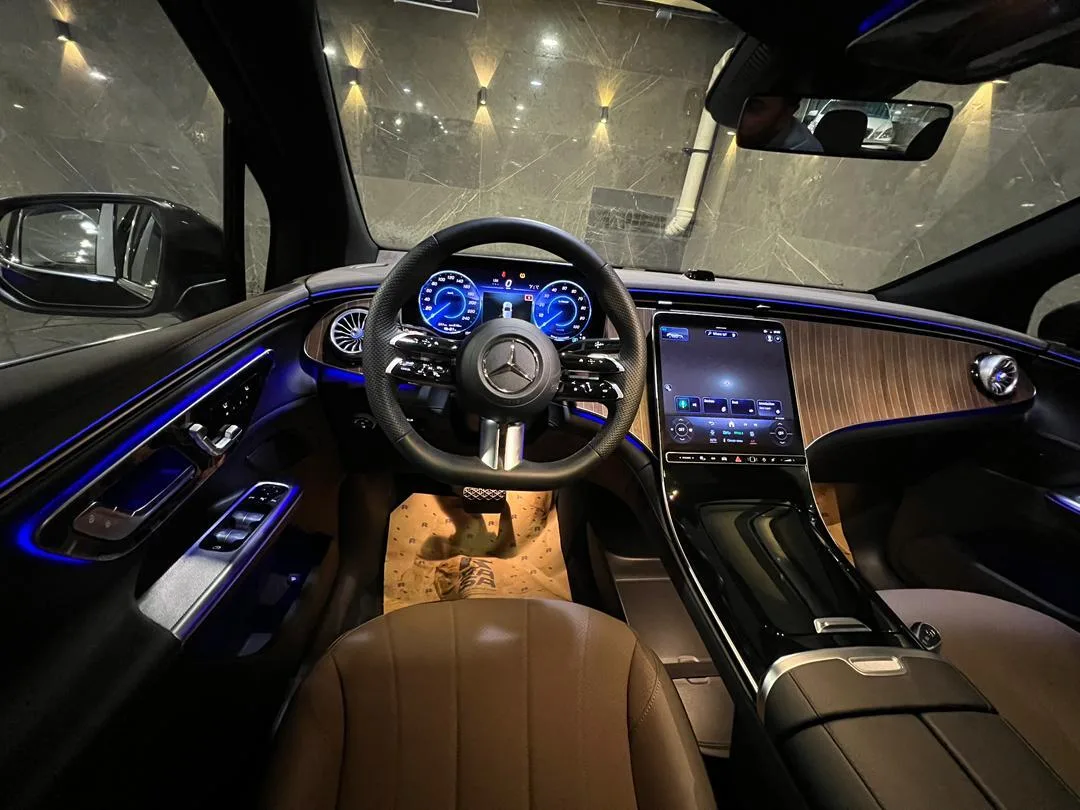 بنز  EQE SUV 2
